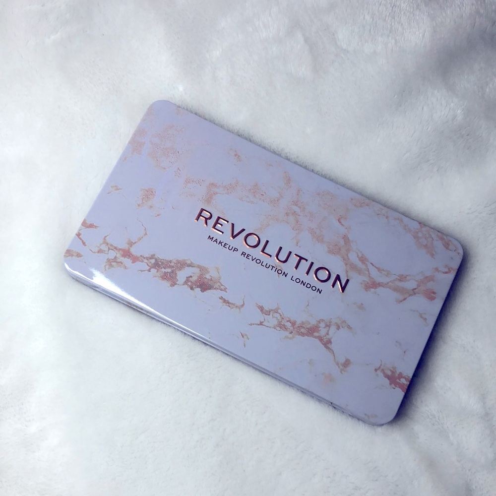 Makeup palette